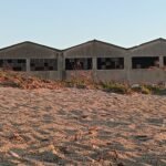 Μια συνέλευση με πολλά ερωτηματικά .