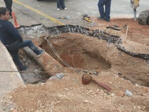 Σε εξέλιξη οι εργασίες αντικατάστασης του αγωγού ύδρευσης στον Πόντε